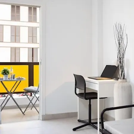 Bonito Estudio Con Balcon Appartamento *